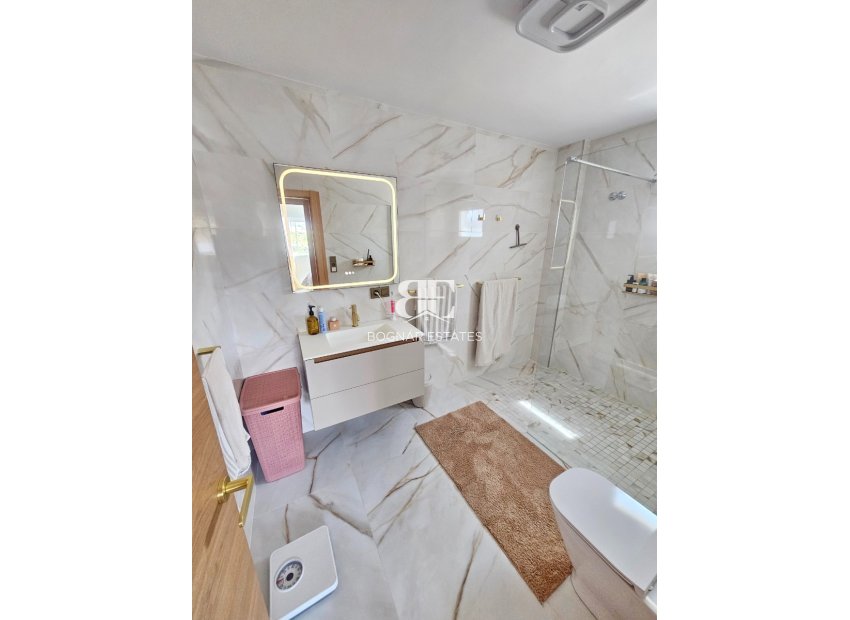 Wiederverkauf - apartment -
Altea