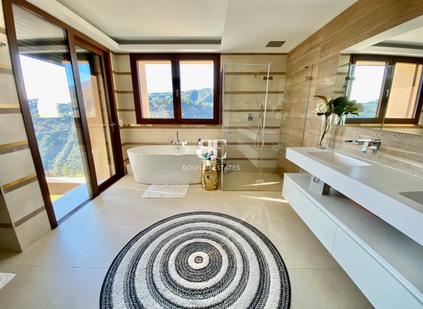 Wiederverkauf - apartment -
Benahavis - La Quinta