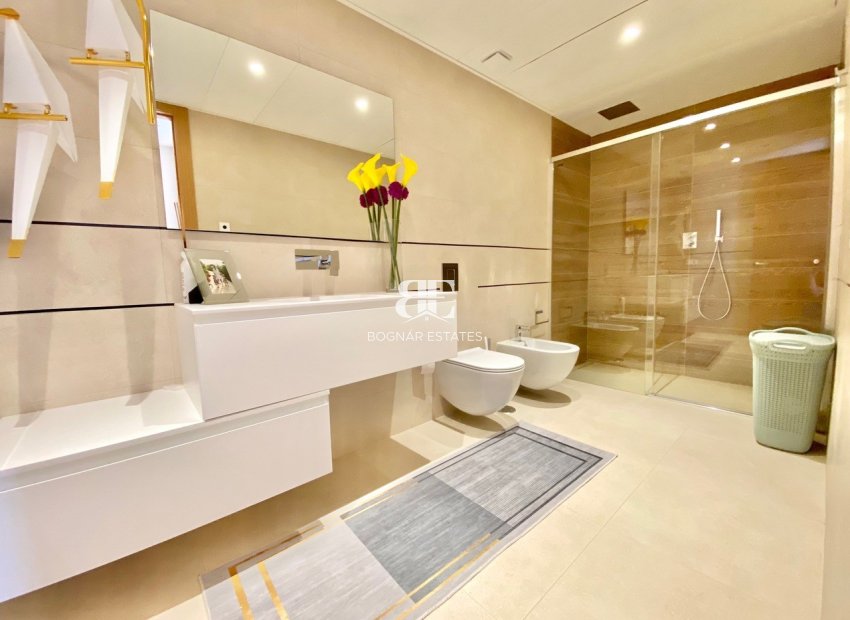 Wiederverkauf - apartment -
Benahavis - La Quinta