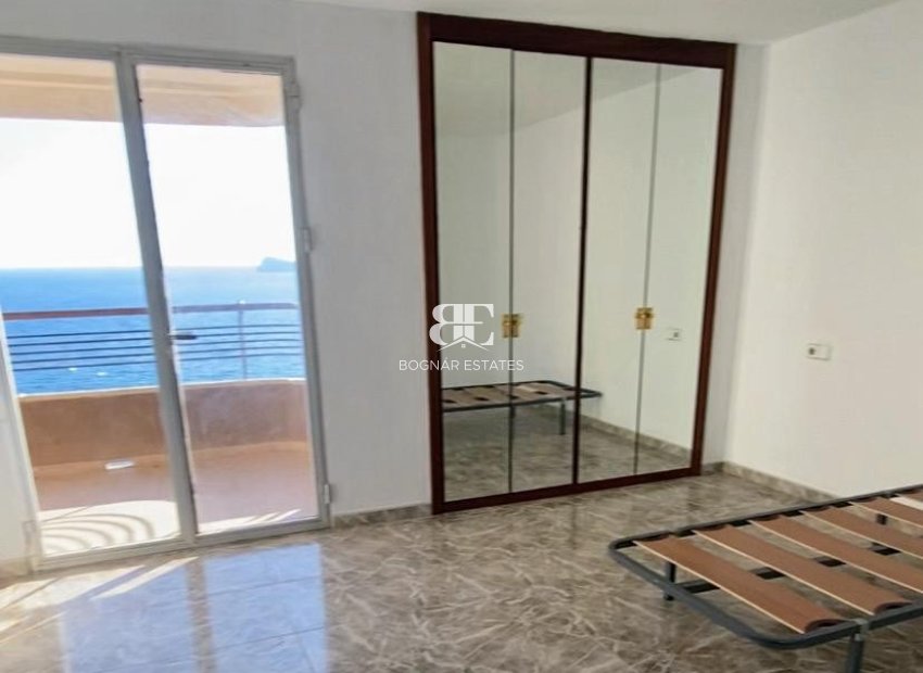 Wiederverkauf - apartment -
Benidorm - 1ª Linea De Playa