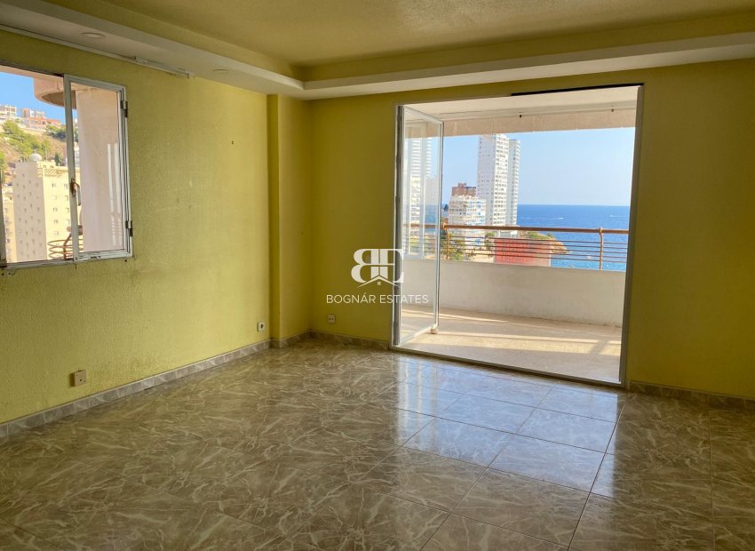 Wiederverkauf - apartment -
Benidorm - 1ª Linea De Playa