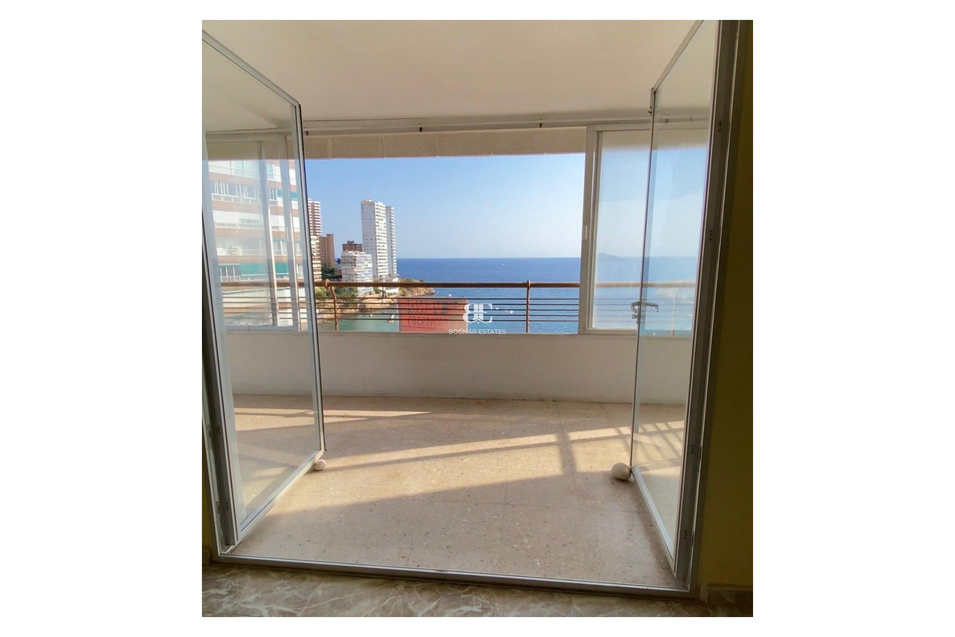 Wiederverkauf - apartment -
Benidorm - 1ª Linea