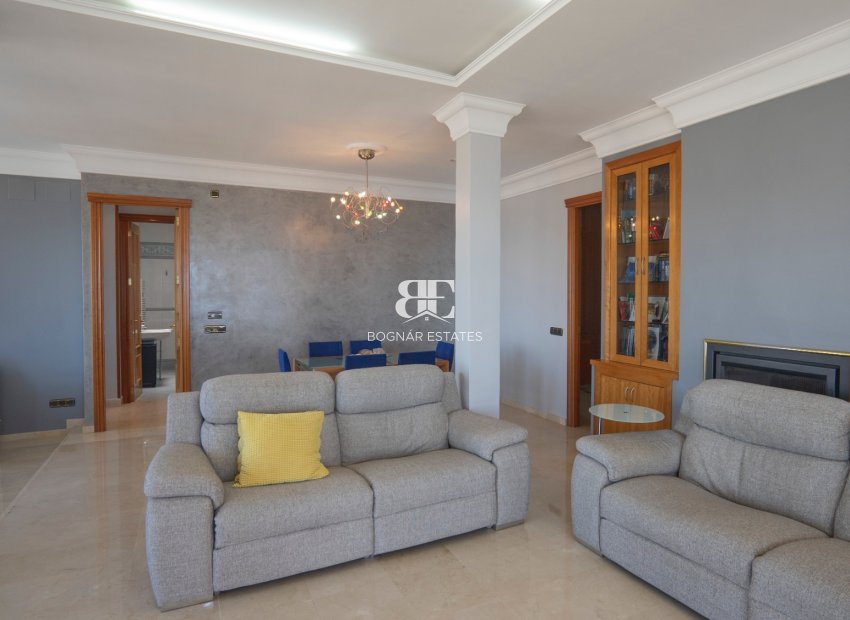 Wiederverkauf - apartment -
Benidorm