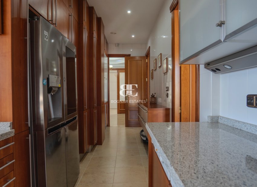 Wiederverkauf - apartment -
Benidorm