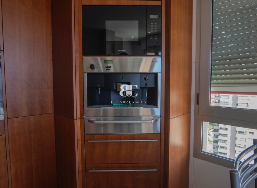 Wiederverkauf - apartment -
Benidorm