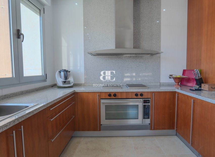 Wiederverkauf - apartment -
Benidorm