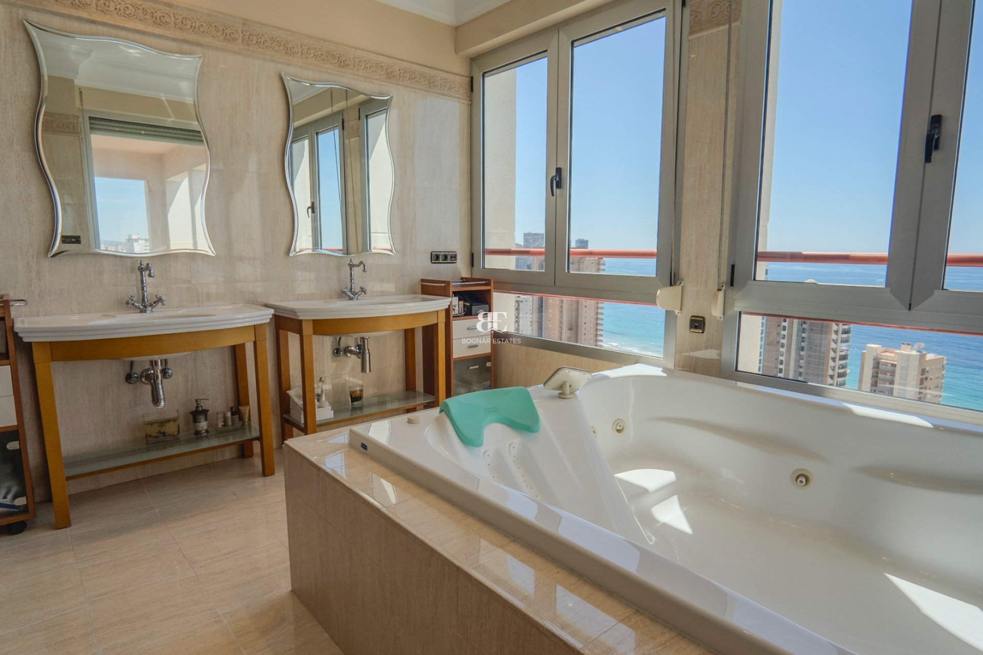Wiederverkauf - apartment -
Benidorm