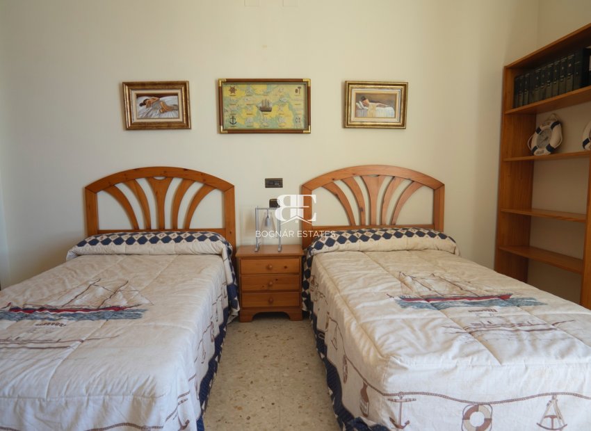 Wiederverkauf - apartment -
Benidorm