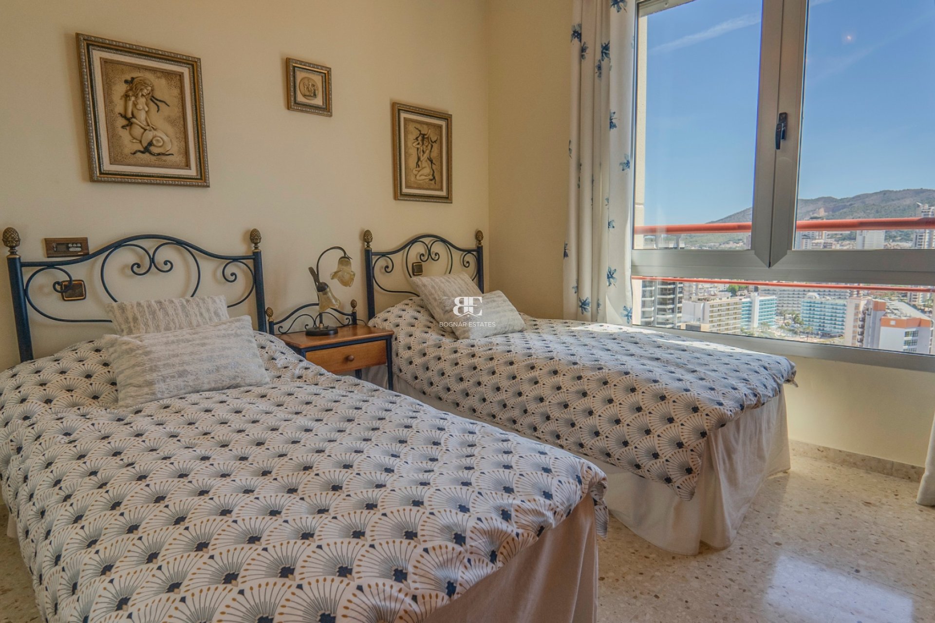 Wiederverkauf - apartment -
Benidorm
