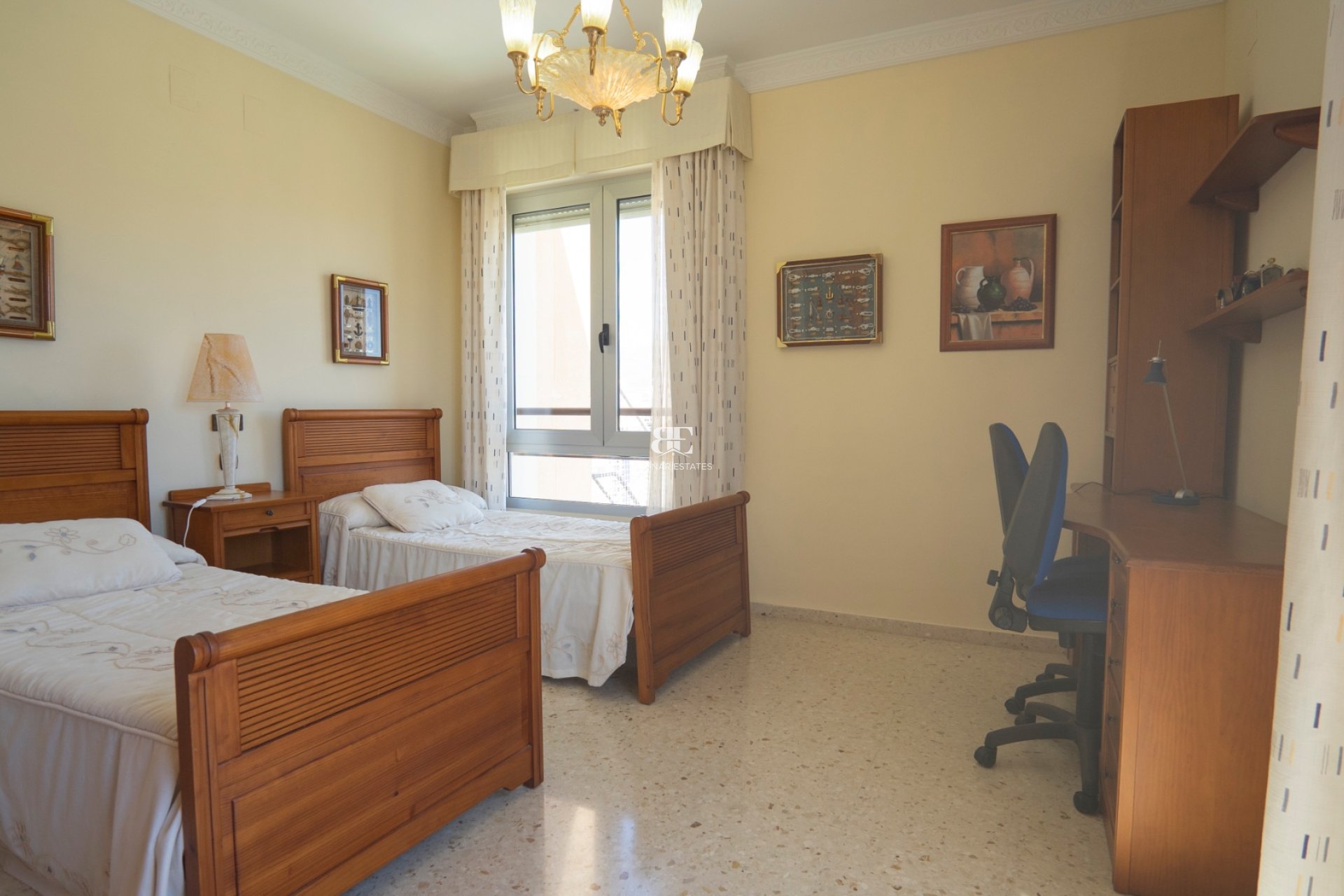 Wiederverkauf - apartment -
Benidorm