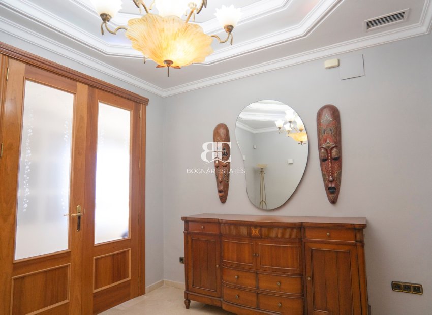 Wiederverkauf - apartment -
Benidorm