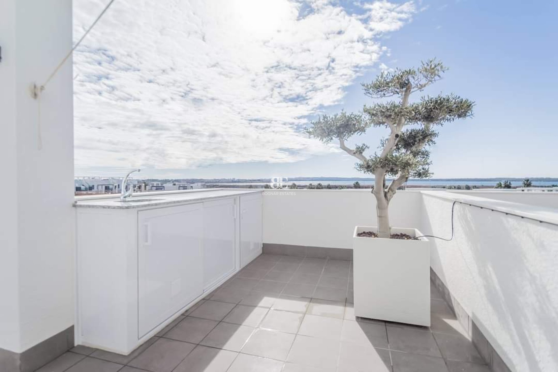 Wiederverkauf - apartment -
El Raso - Costa Blanca