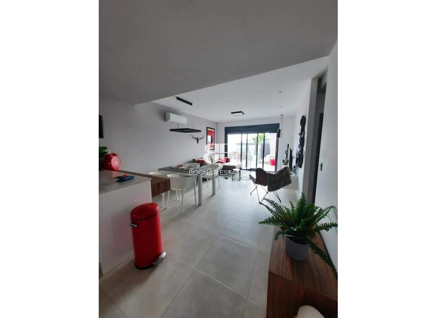 Wiederverkauf - apartment -
El Raso - Costa Blanca