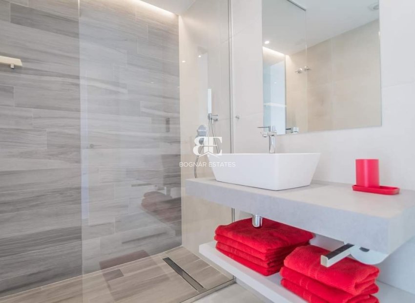 Wiederverkauf - apartment -
El Raso - Costa Blanca