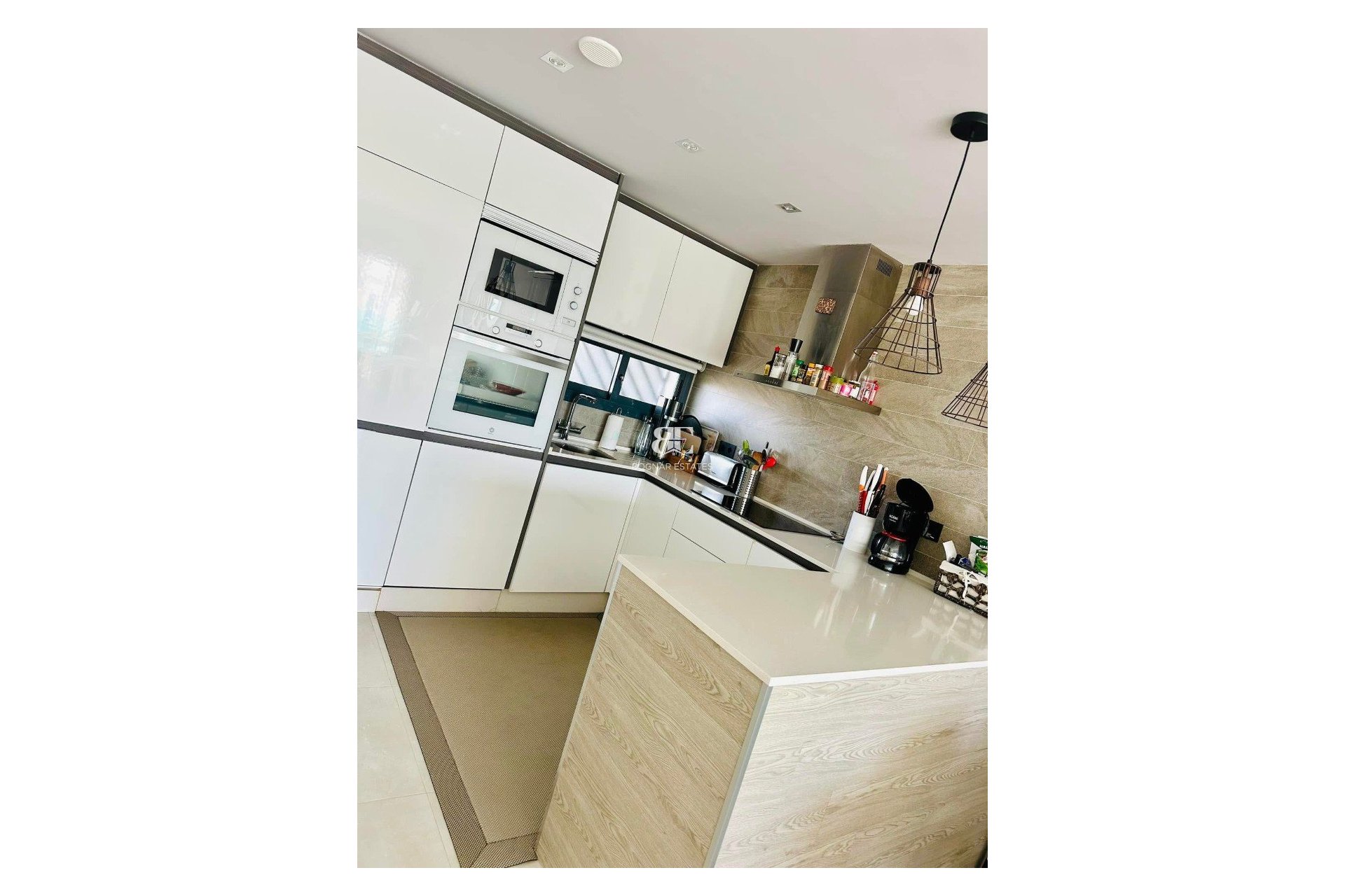 Wiederverkauf - apartment -
El Raso - Costa Blanca