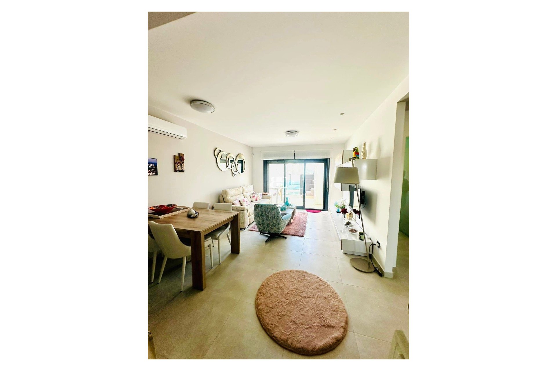 Wiederverkauf - apartment -
El Raso - Costa Blanca