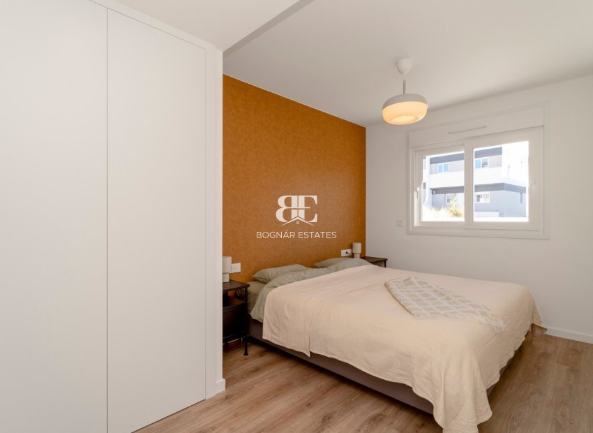 Wiederverkauf - apartment -
Finestrat