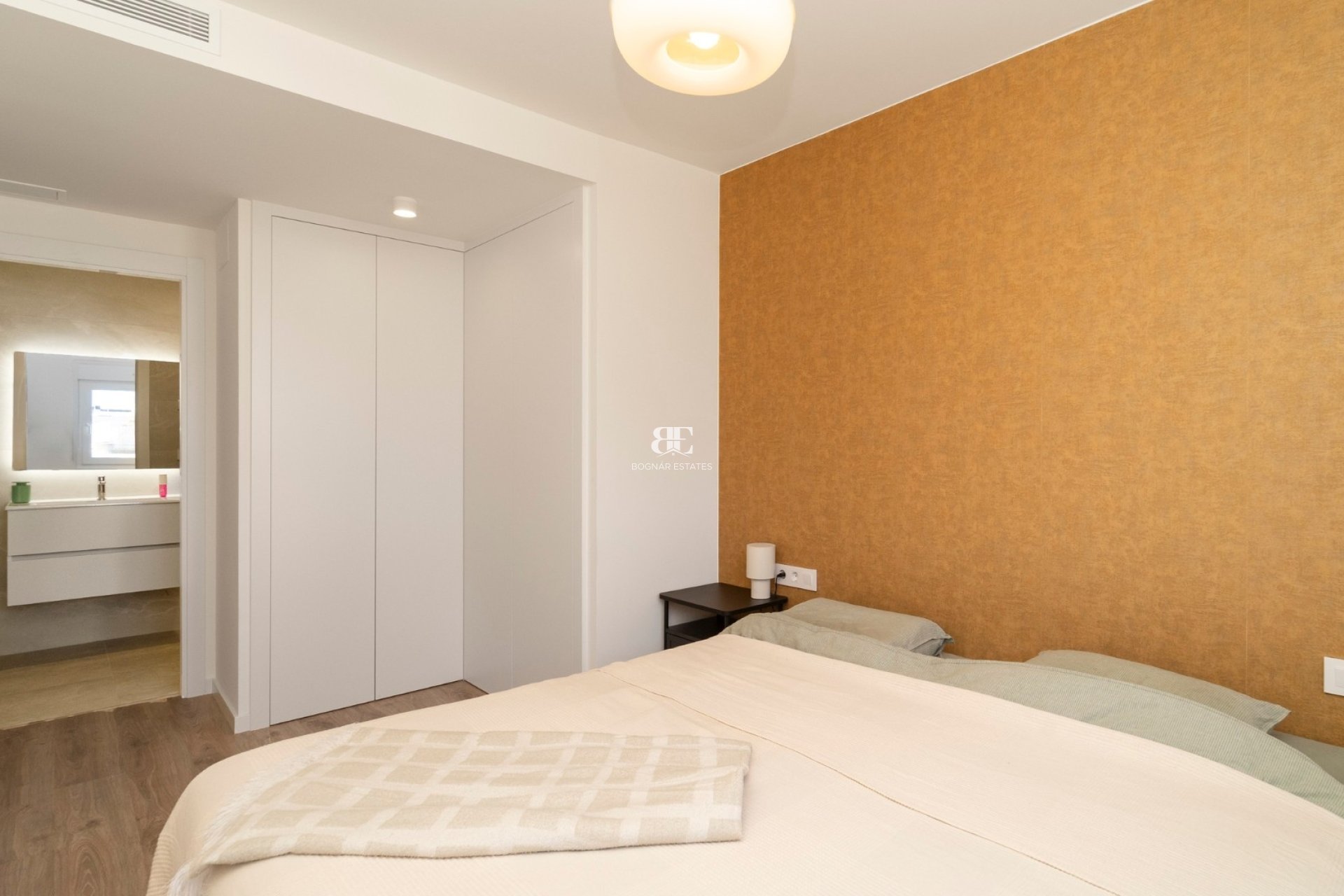 Wiederverkauf - apartment -
Finestrat
