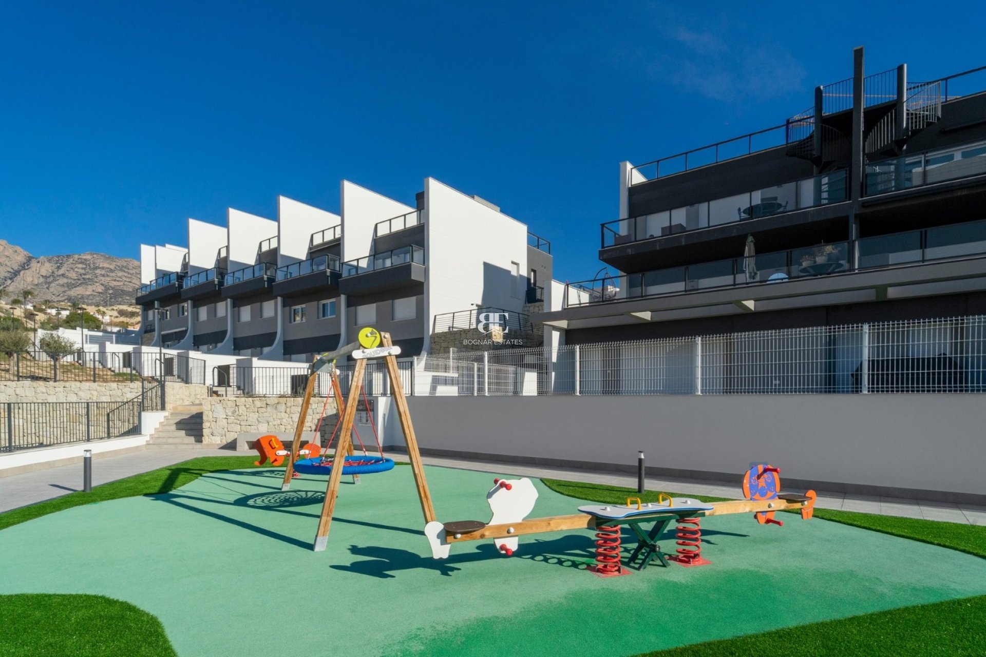Wiederverkauf - apartment -
Finestrat