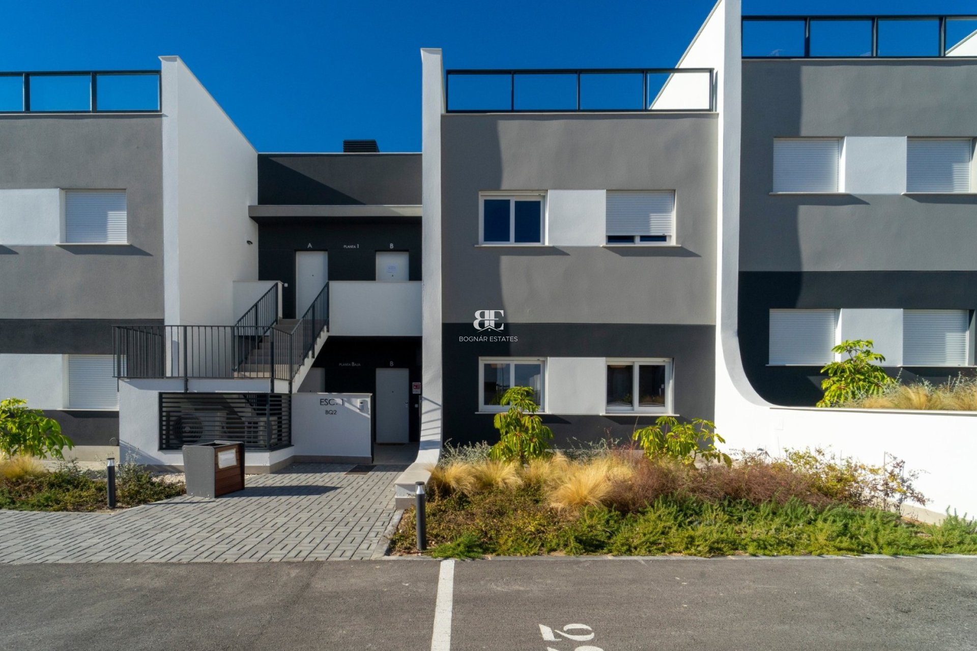 Wiederverkauf - apartment -
Finestrat