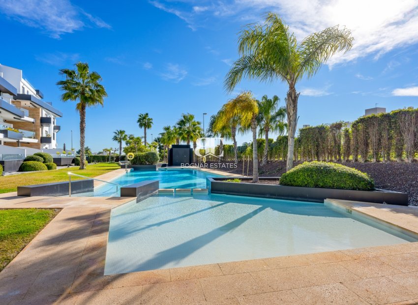 Wiederverkauf - Apartment / Flat * -
Orihuela Costa - Los Dolses