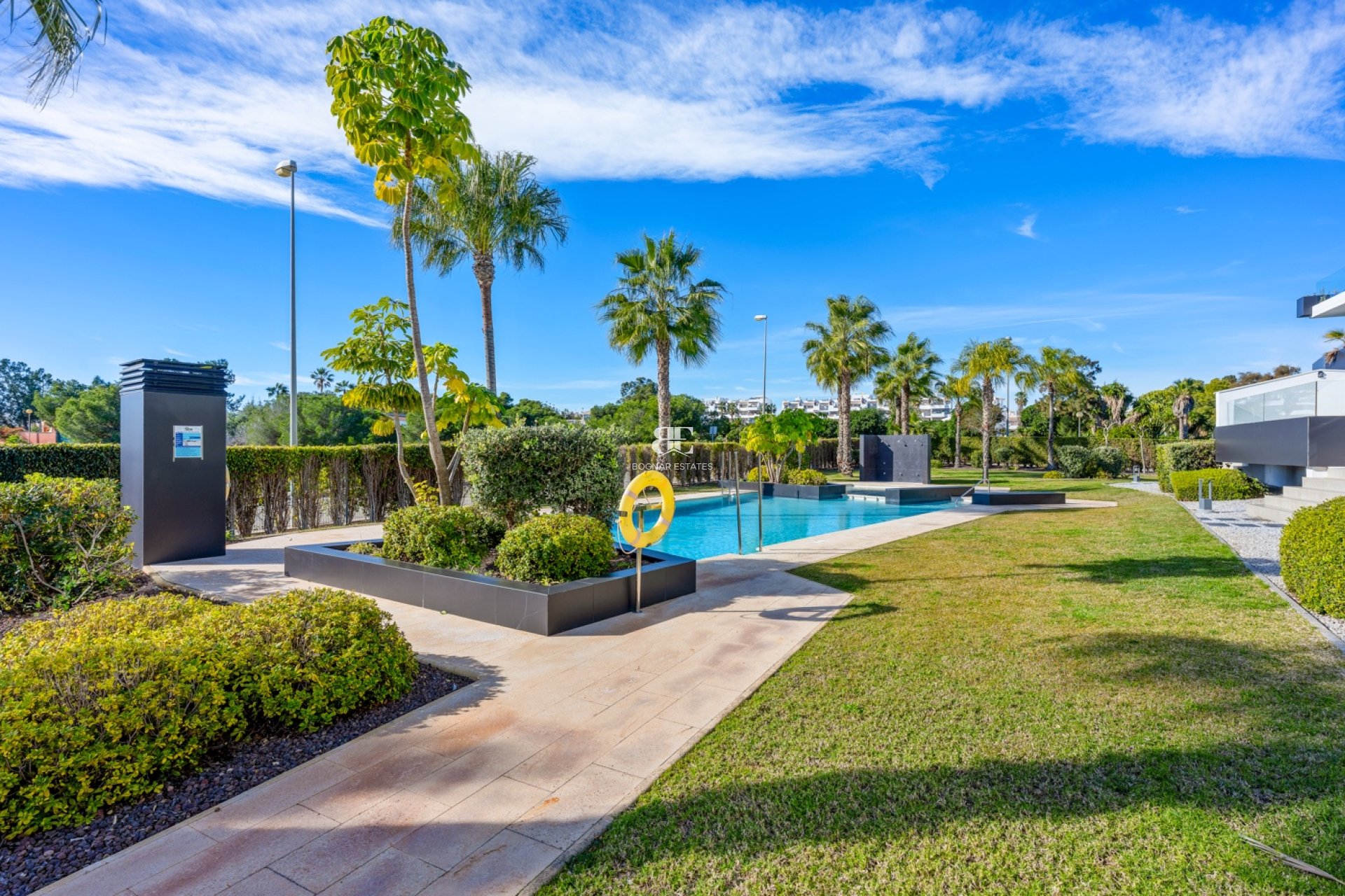 Wiederverkauf - Apartment / Flat * -
Orihuela Costa - Los Dolses