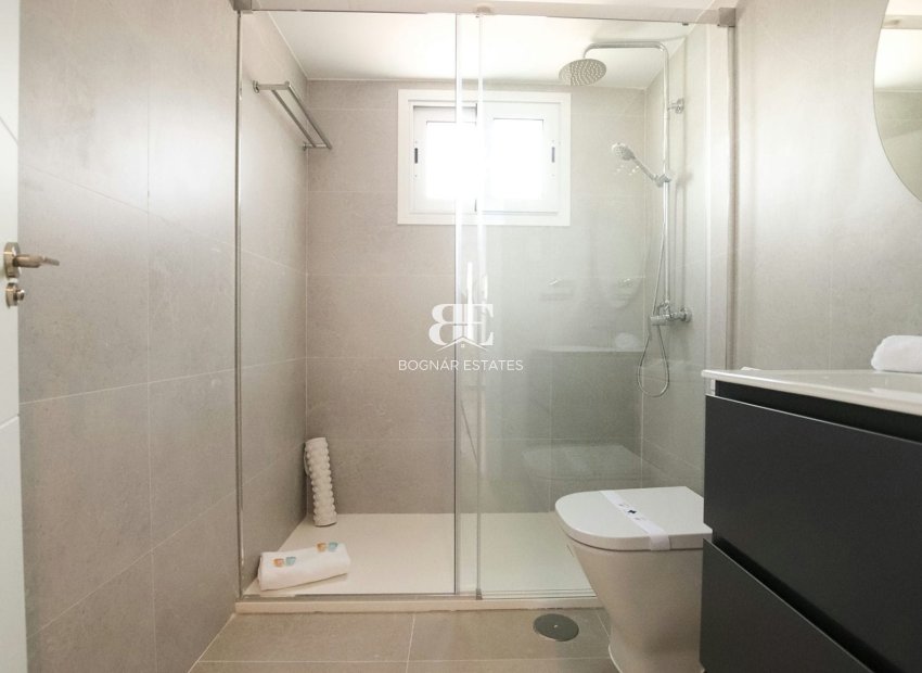 Wiederverkauf - apartment -
Fuengirola