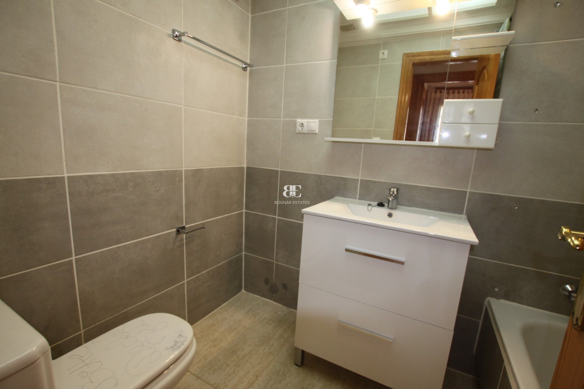 Wiederverkauf - apartment -
Guardamar del Segura - El Moncayo