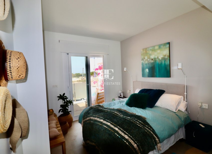 Wiederverkauf - apartment -
Guardamar del Segura - El Raso