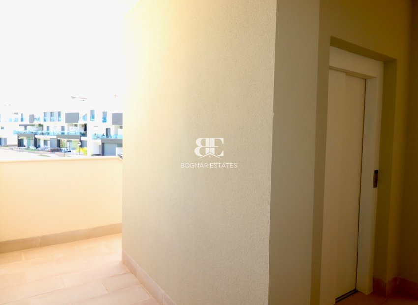 Wiederverkauf - apartment -
Guardamar del Segura - El Raso