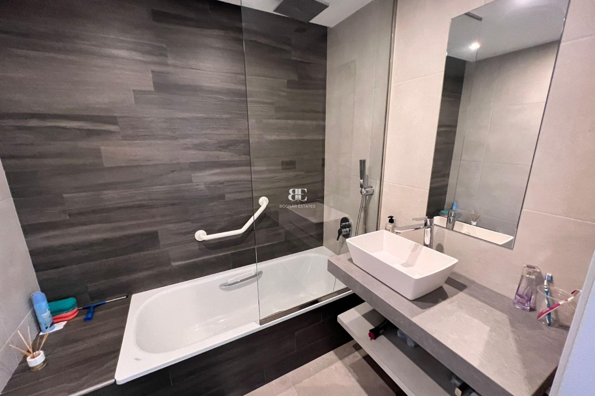 Wiederverkauf - apartment -
Guardamar del Segura - El Raso