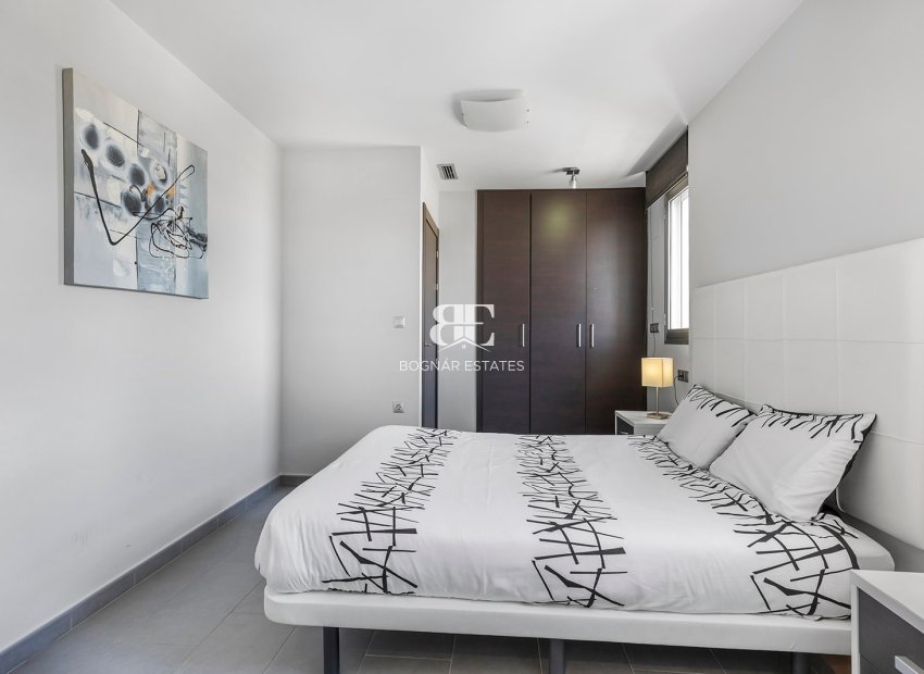 Wiederverkauf - apartment -
La Mata - Playa
