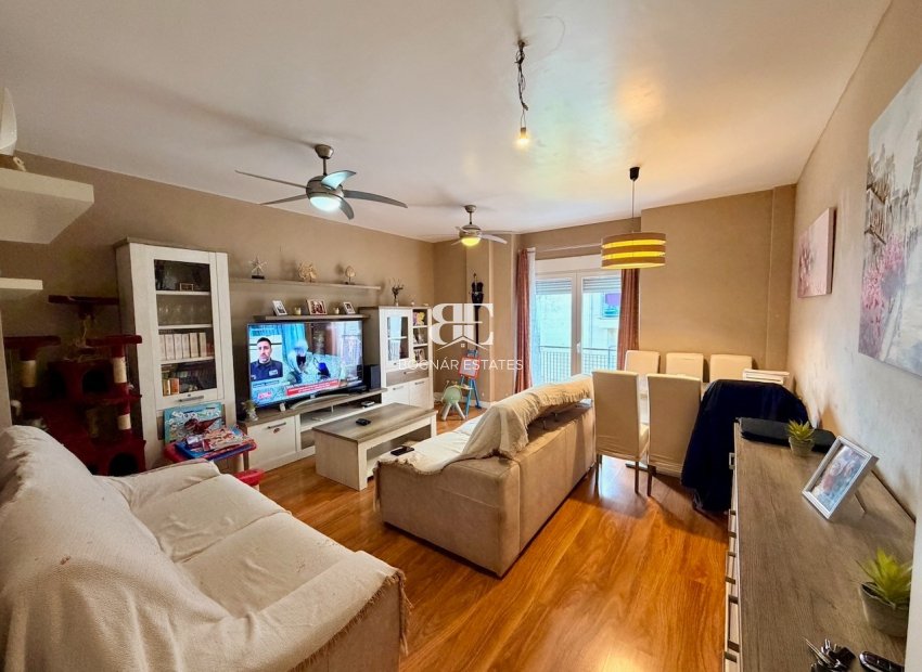 Wiederverkauf - apartment -
La Nucía - town