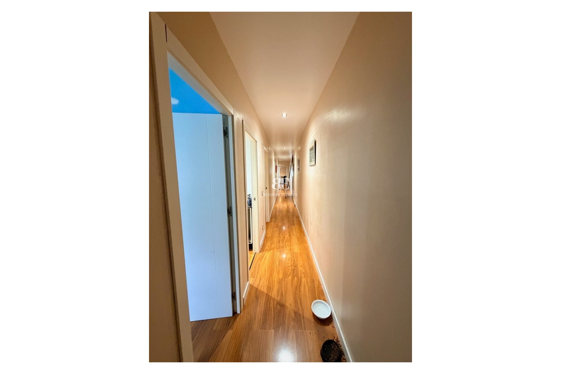 Wiederverkauf - apartment -
La Nucía - town