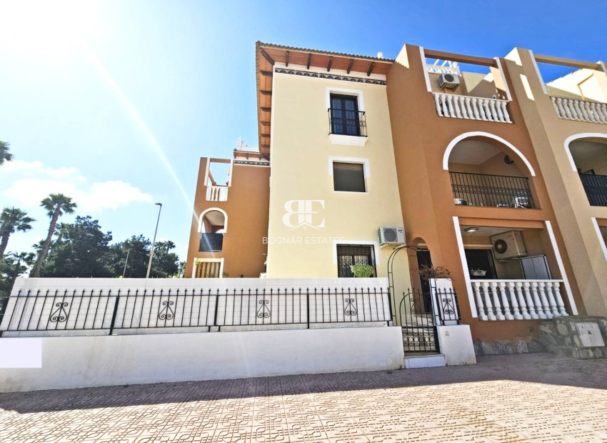 Wiederverkauf - apartment -
Los Alcazares - Pueblo Patrica