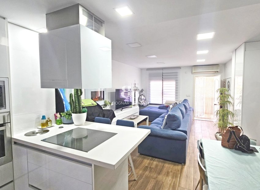 Wiederverkauf - apartment -
Los Alcazares - Pueblo Patrica