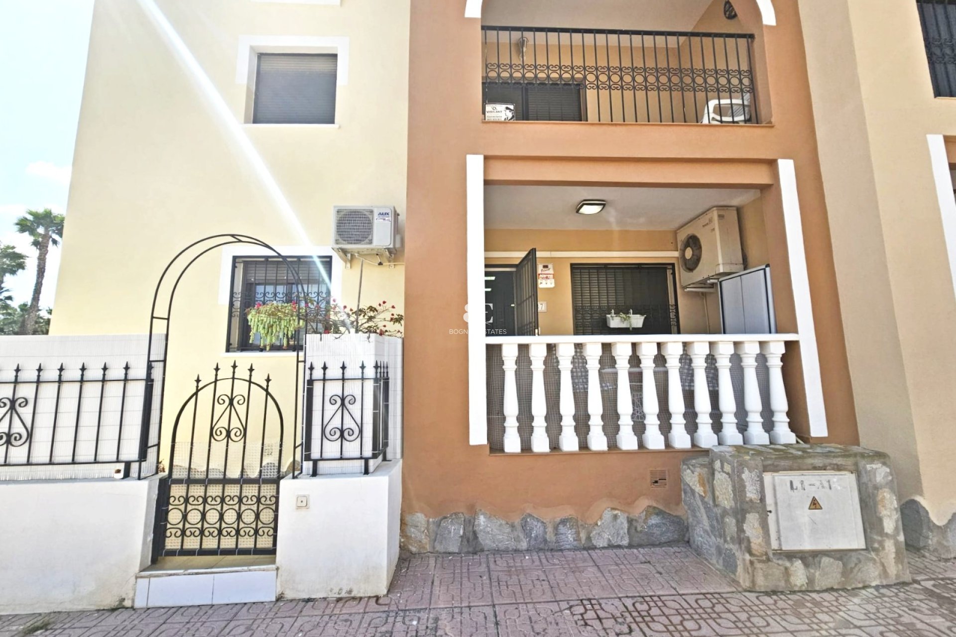 Wiederverkauf - apartment -
Los Alcazares - Pueblo Patrica
