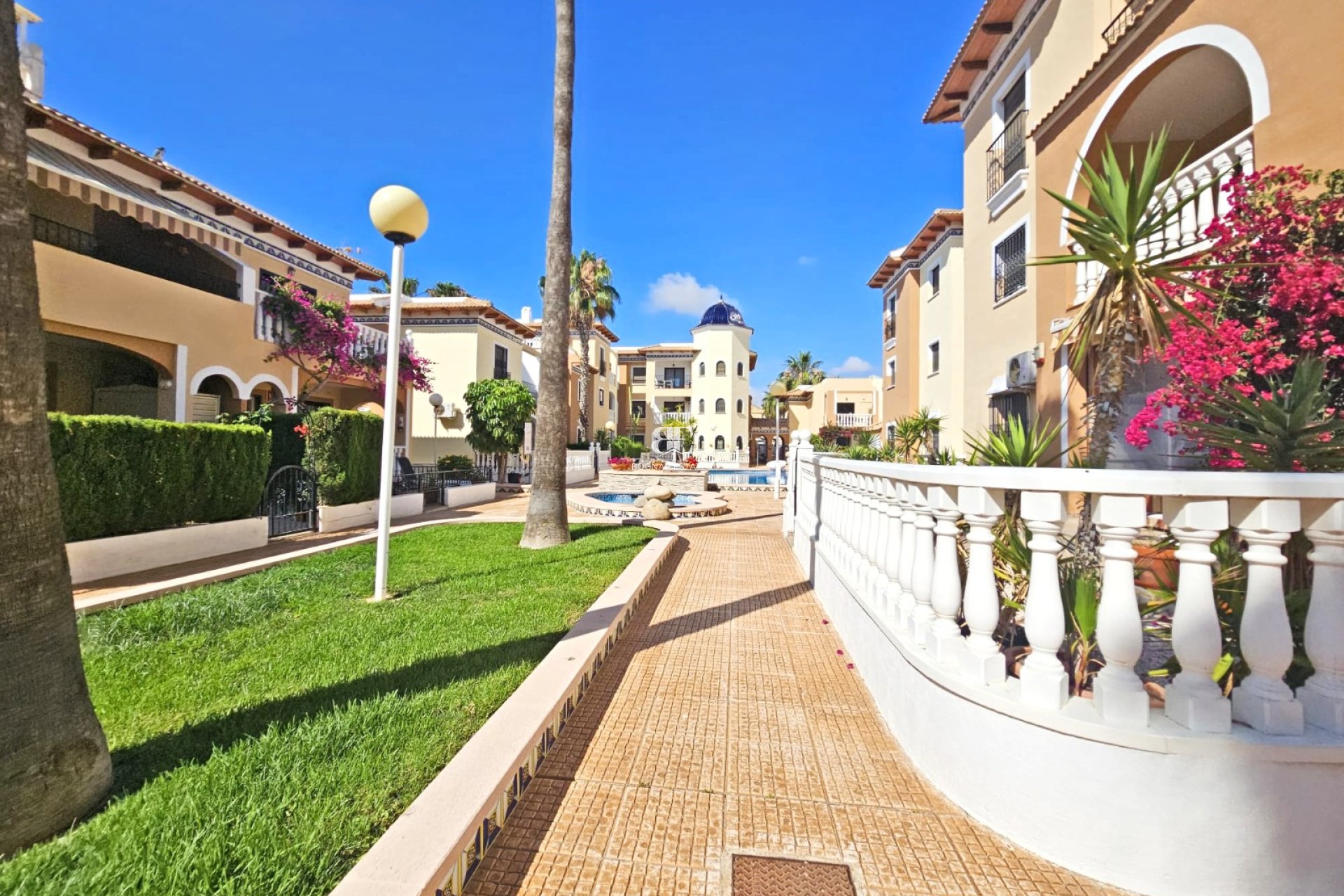 Wiederverkauf - apartment -
Los Alcazares - Pueblo Patrica