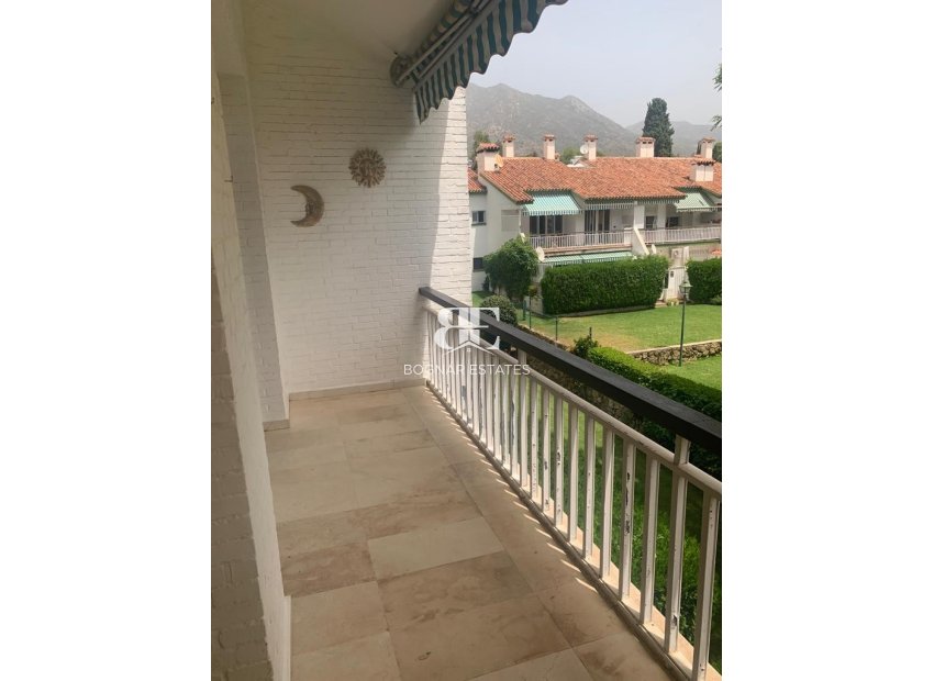 Wiederverkauf - apartment -
Marbella - Nagueles