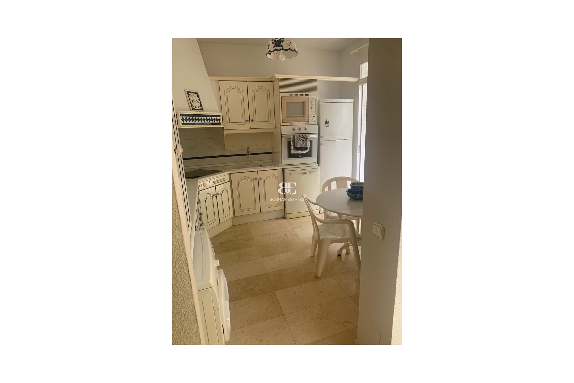Wiederverkauf - apartment -
Marbella - Nagueles