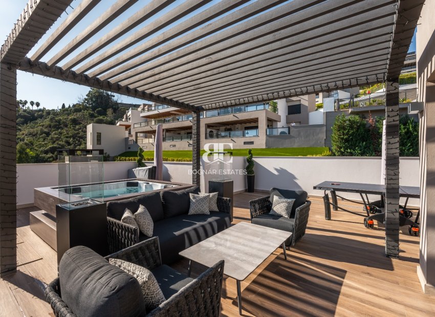 Wiederverkauf - apartment -
Marbella - Nueva Andalucía