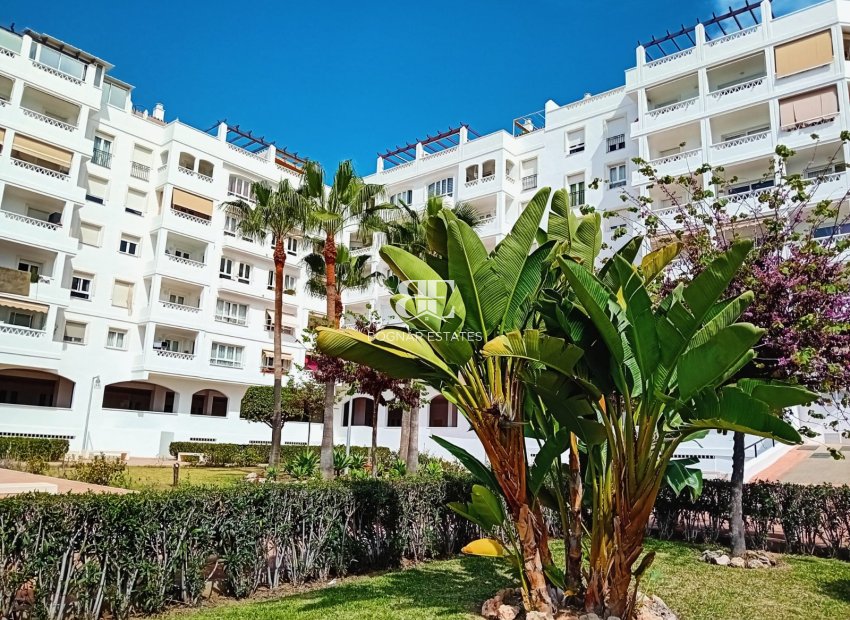 Wiederverkauf - apartment -
Marbella - Nueva Andalucía