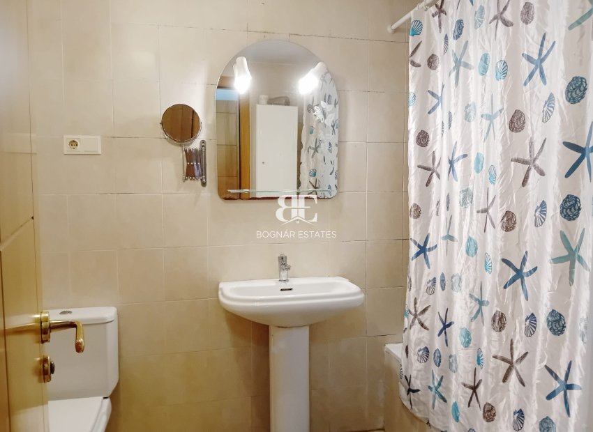Wiederverkauf - apartment -
Marbella - Nueva Andalucía