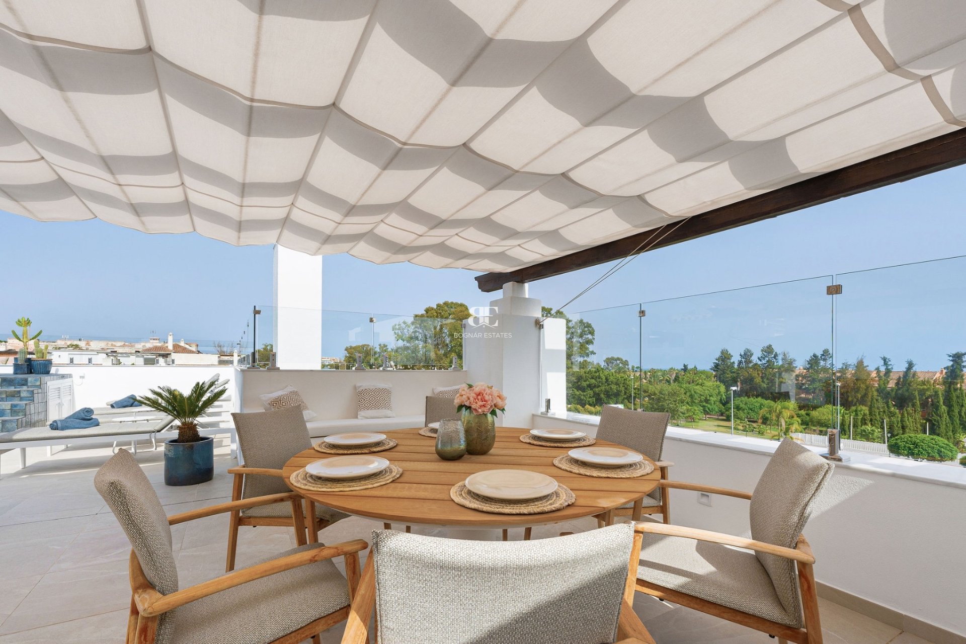 Wiederverkauf - apartment -
Marbella - Nueva Andalucía