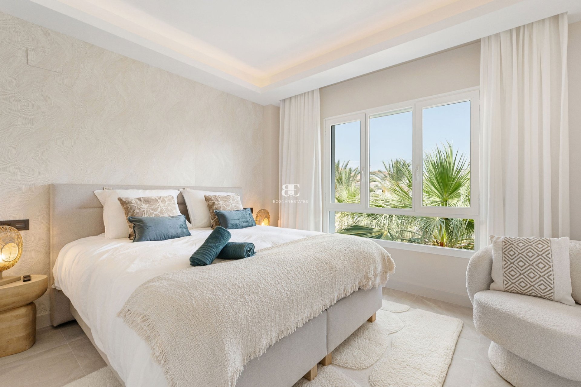 Wiederverkauf - apartment -
Marbella - Nueva Andalucía