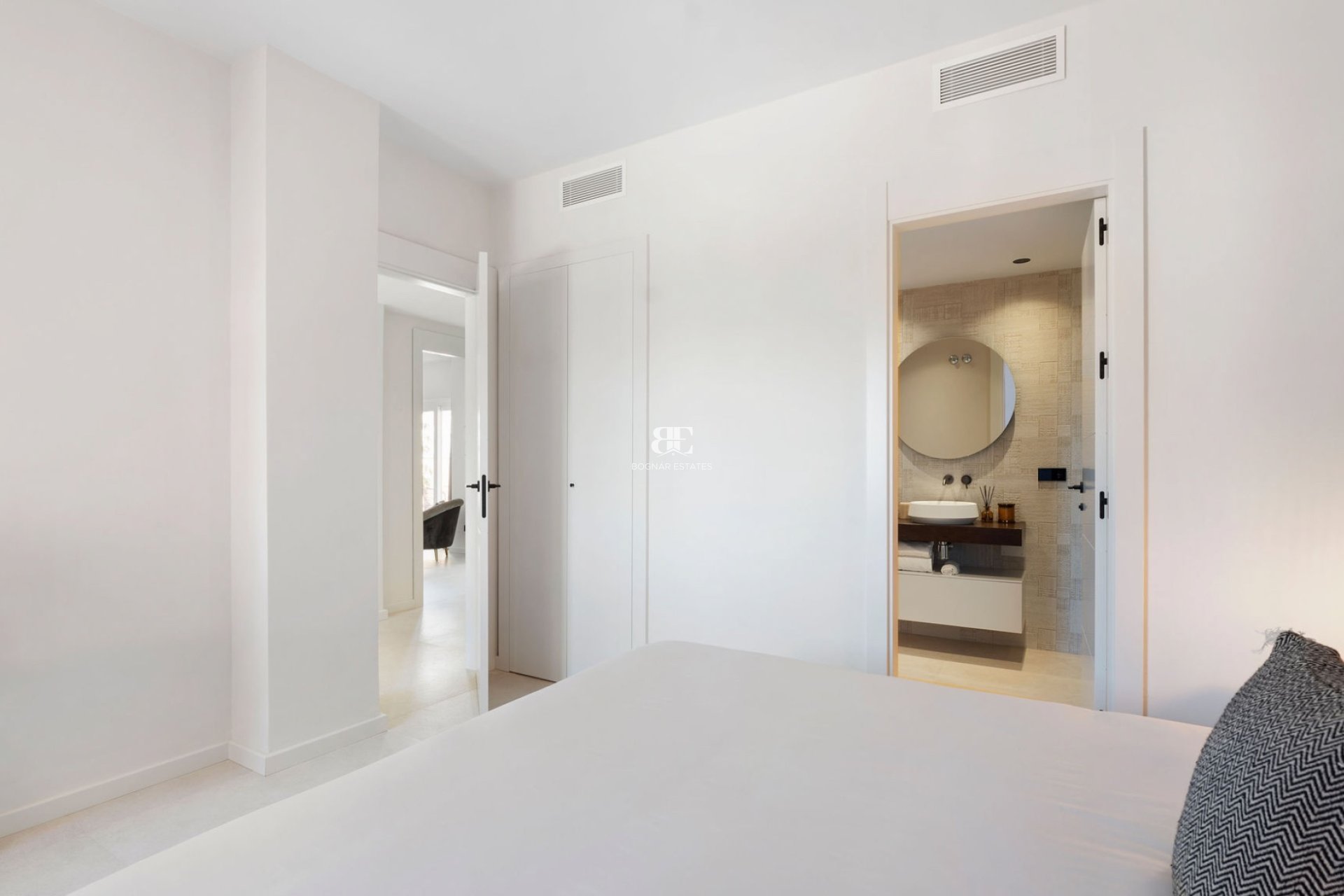 Wiederverkauf - apartment -
Marbella - Nueva Andalucía