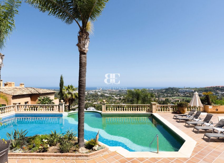 Wiederverkauf - apartment -
Marbella - Nueva Andalucía