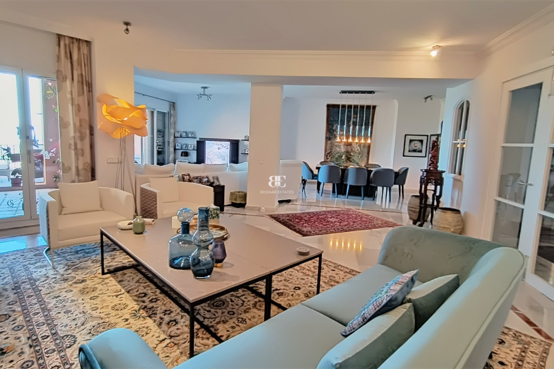 Wiederverkauf - apartment -
Marbella - Nueva Andalucía