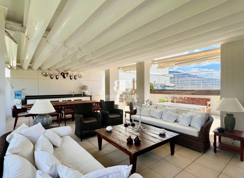 Wiederverkauf - apartment -
Marbella - Nueva Andalucía