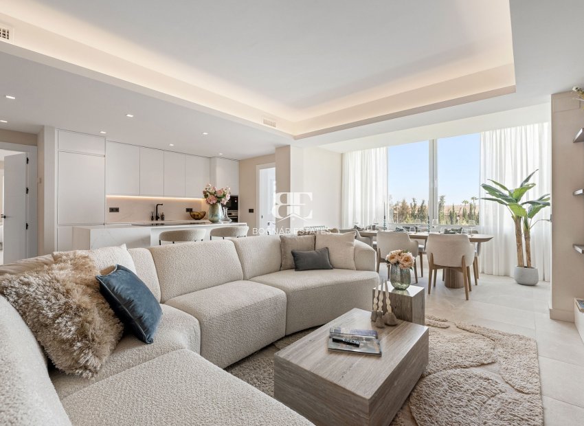 Wiederverkauf - apartment -
Marbella - Nueva Andalucía